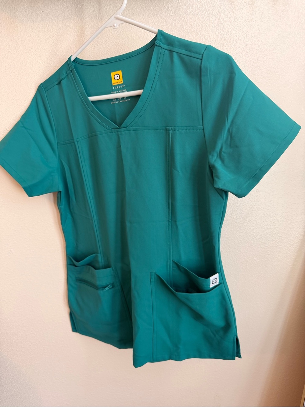 WonderWink Teal V-Neck Short Sleeve Scrub Top